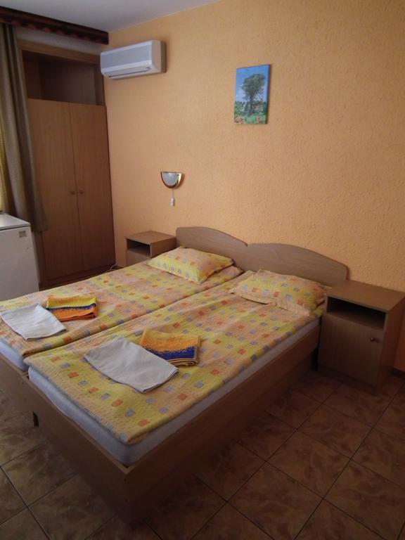 Guest House Olimpiya Sveti Vlas Rom bilde